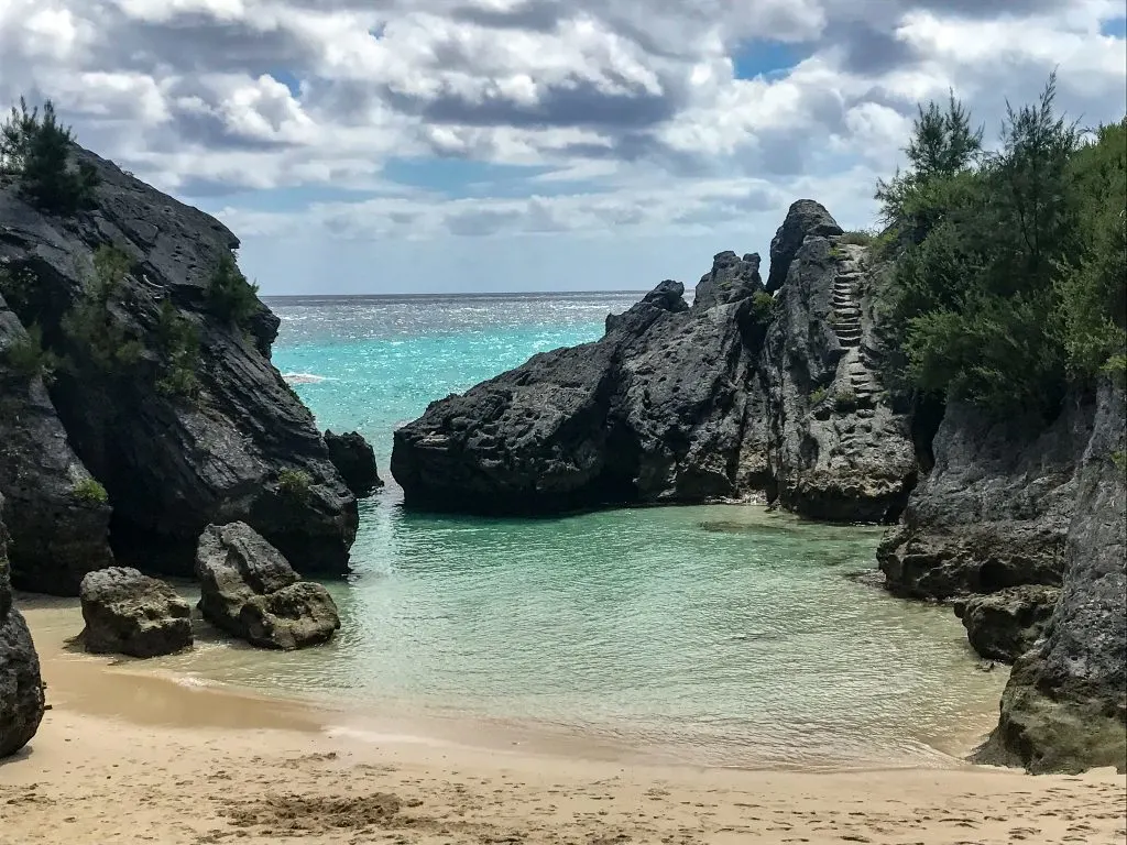 Jobson's Cove is a beautiful, secluded beach you cannot miss in Bermuda.