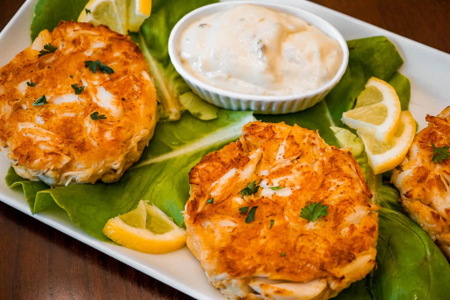 Delicious Maryland Crab Cakes with Little Filler 100 Lump Crab Meat