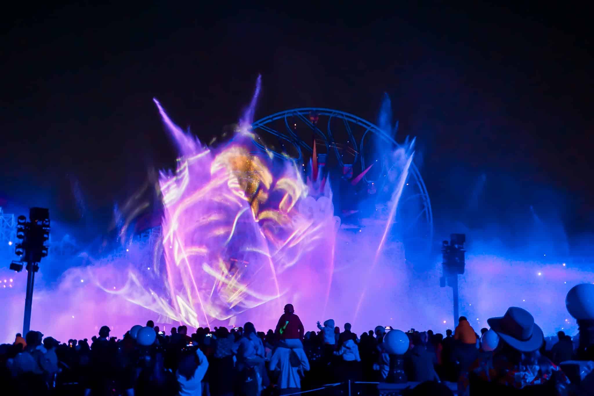 Watching the World of Color show is a must during your 3 days in Disneyland.